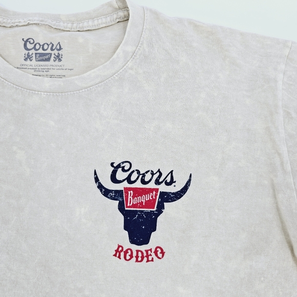 Coors Banquet Rodeo Bull Beer Graphic Tee Unisex - Picture 3 of 9
